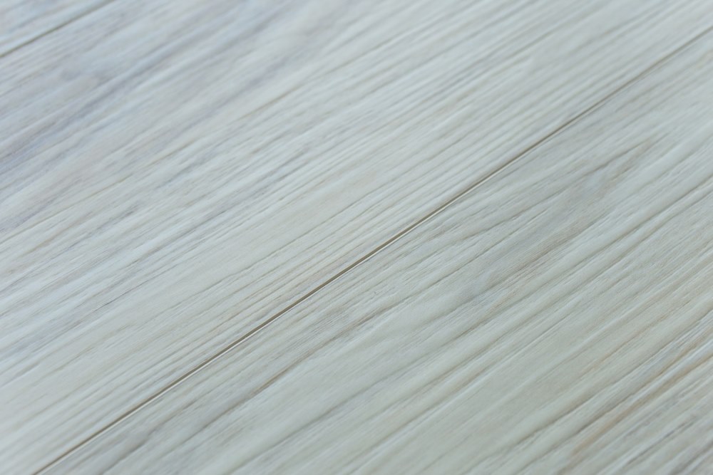 Замковая ПВХ плитка "Art Tile" Клён Жемчужный (1220*152*5 мм) — купить в Ангарске