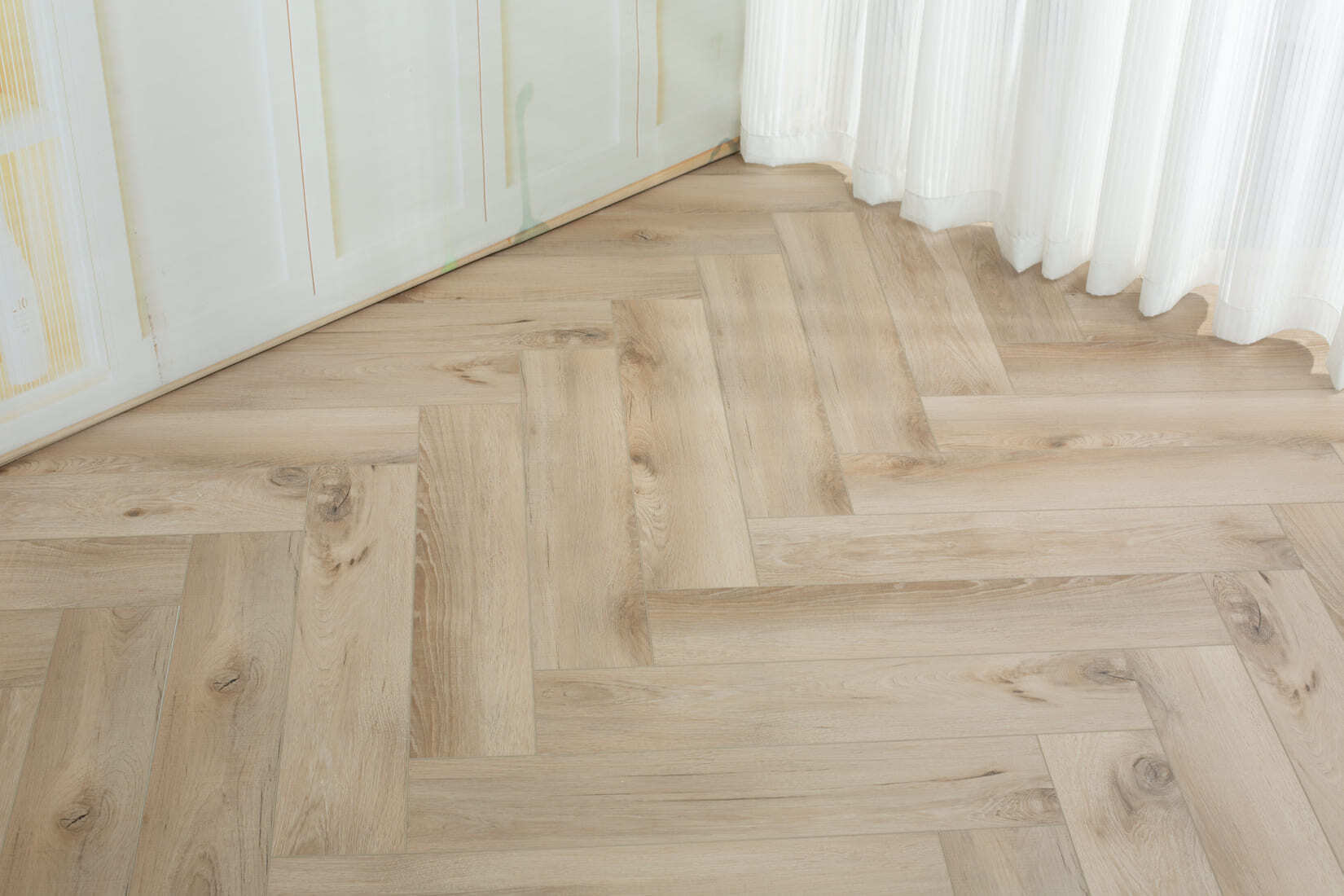 Плитка SPC "OneFloor" 3009 А,В  ЁЛКА (640*128*4 мм) — купить в Ангарске