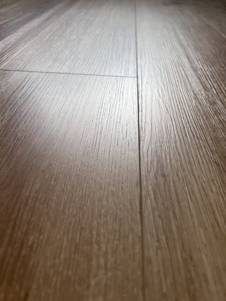 SPC ламинат "OneFloor" ЕСО 5011 (4V фаска) (1220*184*4 мм) — купить в Ангарске