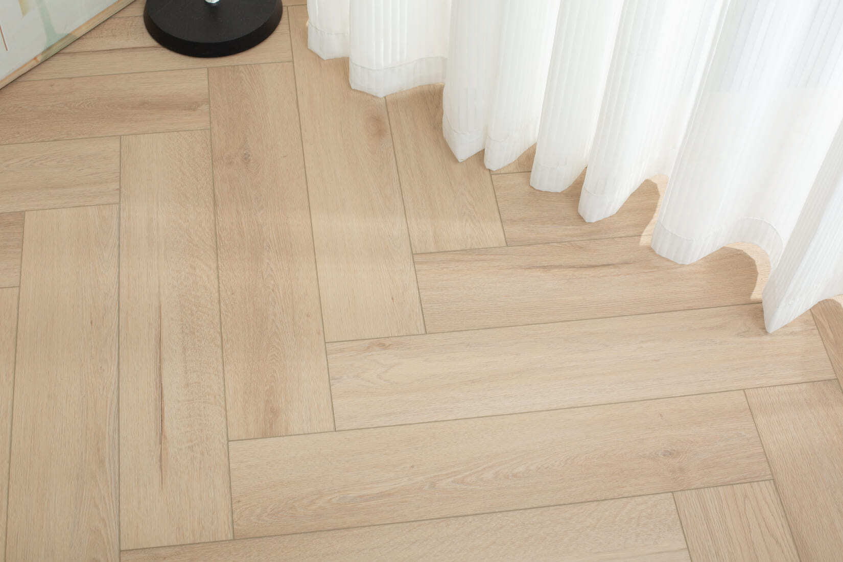 Плитка SPC "OneFloor" 3032 А,В  ЁЛКА (640*128*4 мм) — купить в Ангарске