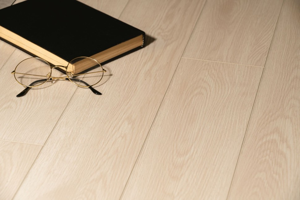 Виниловый ламинат "Bonkeel" Style Дуб Фокси (1200*125*4 мм) — купить в Ангарске