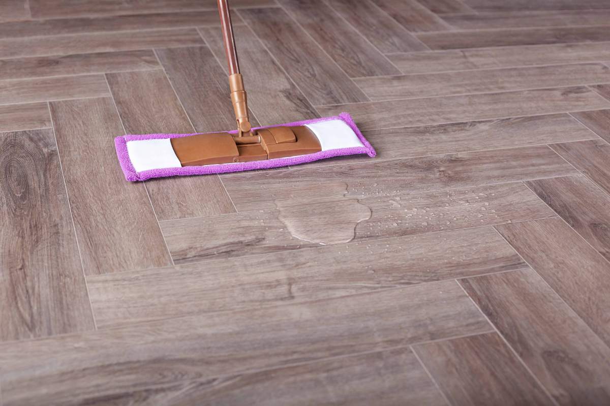 Замковая ПВХ плитка "Aberhof" Carmelita 1862 (615*123*5 мм) — купить в Ангарске