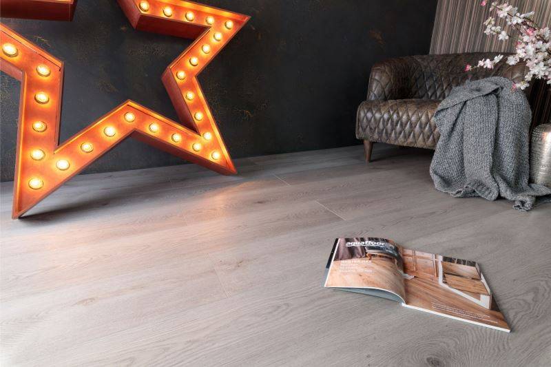 Замковая ПВХ плитка "Aquafloor" AF8022XXL (1800*228*8 мм) — купить в Ангарске