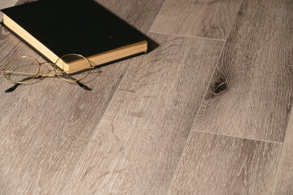 Виниловый ламинат "Bonkeel" Style Дуб Чесил (1200*125*4 мм) — купить в Ангарске