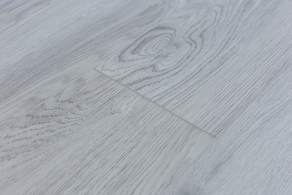 Замковая ПВХ плитка "Art Tile" Ясень Эдмонтон (1220*152*5 мм) — купить в Ангарске