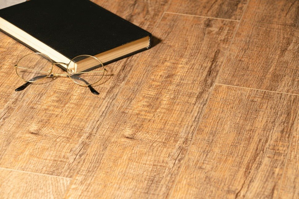 Виниловый ламинат "Bonkeel" Style Дуб Махо (1200*125*4 мм) — купить в Ангарске