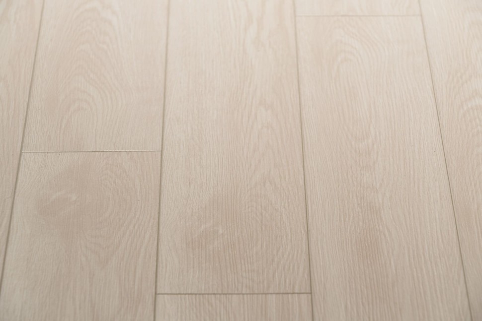 Виниловый ламинат "Bonkeel" Style Дуб Фокси (1200*125*4 мм) — купить в Ангарске