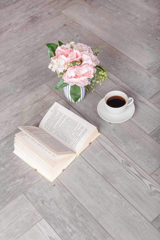 Замковая ПВХ плитка "Aberhof" Carmelita 1687 (615*123*5 мм) — купить в Ангарске