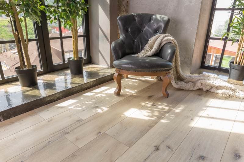 Замковая ПВХ плитка "Aquafloor" AF8004XL (1524*228*8 мм) — купить в Ангарске